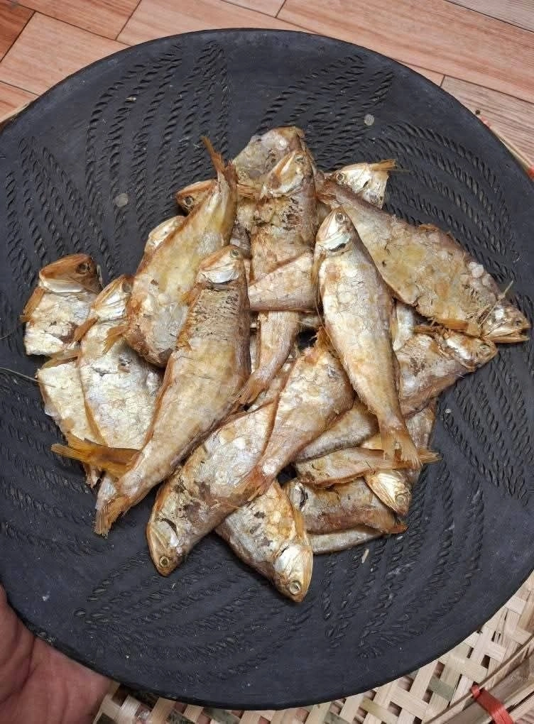 বাঁশপাতা শুটকি Buy Premium Organic Bashpata Shutki Online | Fish Vision